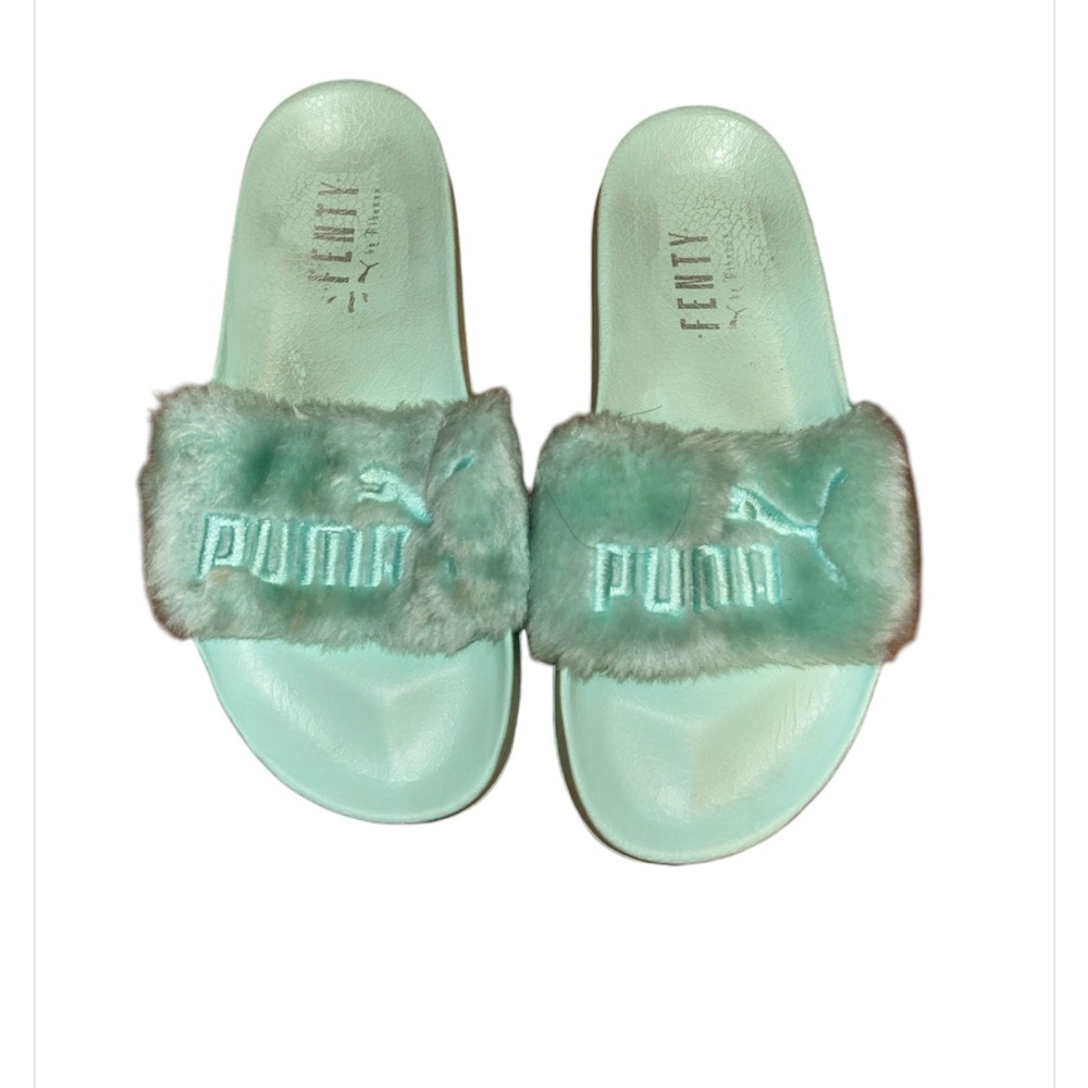 Fenty light green slipper slides with a fuzzy top💚